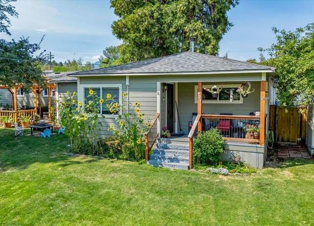 Property at 427 Oregon St, Weed, CA 96094, 3 beds, 1.5 baths