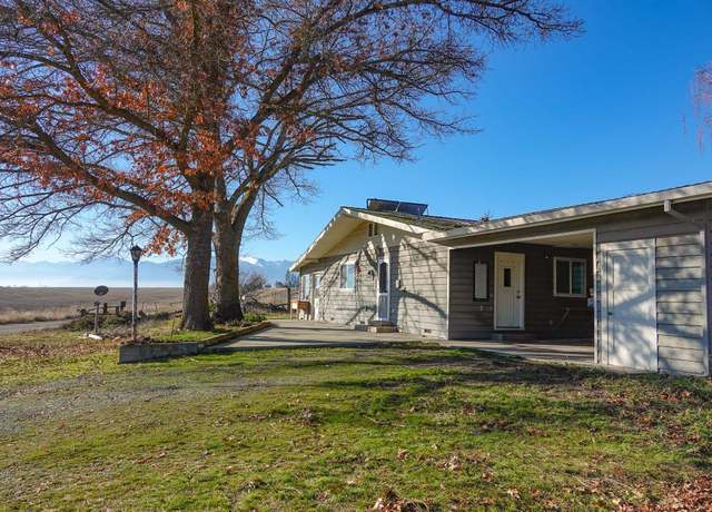 Property at 9616 N State Highway 3, Fort Jones, CA 96032, 3 beds, 2 baths