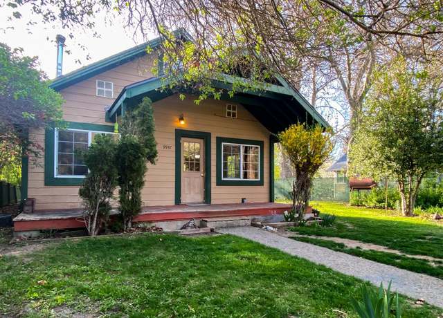 Property at 9937 S State Hwy 3, Callahan, CA 96014, 3 beds, 1 bath