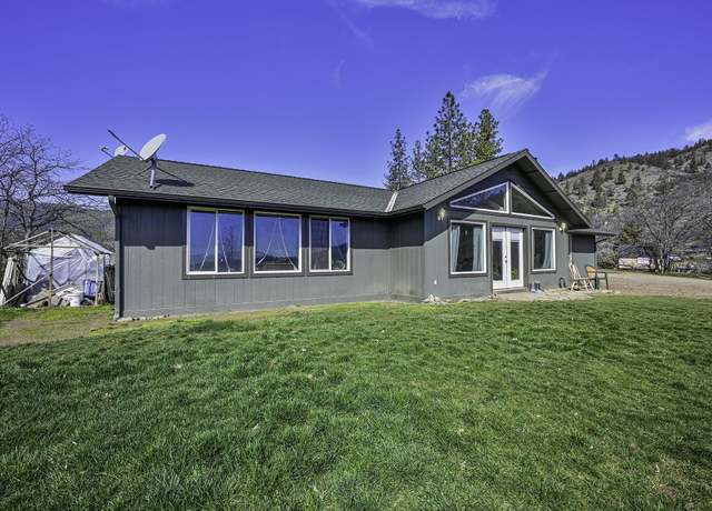 Property at 1605 Greenhorn Rd, Yreka, CA 96097, 3 beds, 2 baths