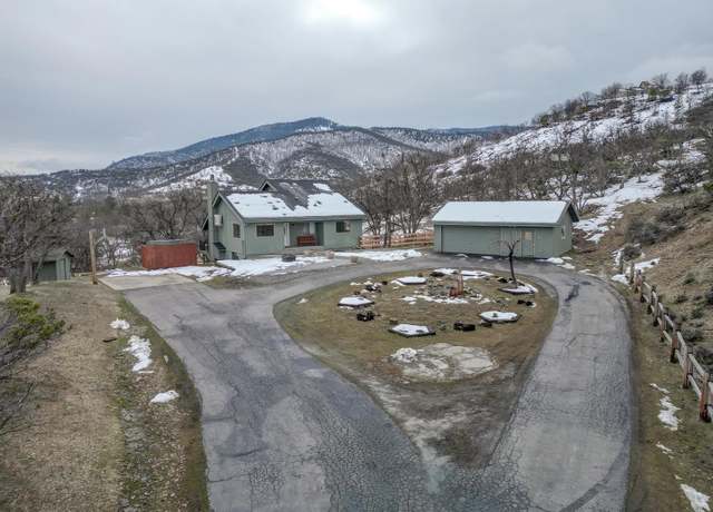 Property at 4232 Travis Heights Rd, Yreka, CA 96097, 4 beds, 3 baths