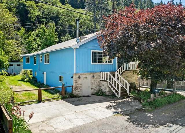 Property at 672 S First St, Dunsmuir, CA 96025, 4 beds, 1.5 baths