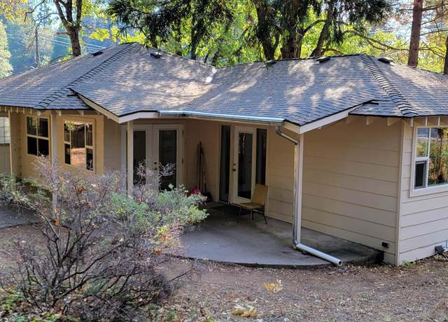 Property at 102 N Adams Dr, Mt Shasta, CA 96067, 2 beds, 2 baths