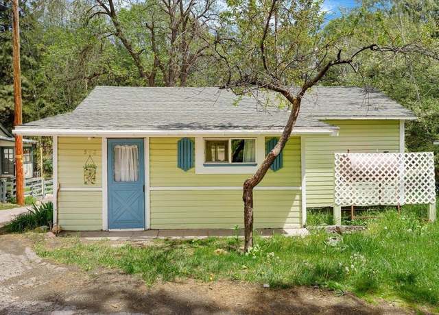 Property at 542-560 S Weed Blvd Unit 542 S Weed, Weed, CA 96094, 4 beds, 2 baths