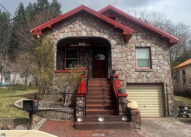 Property at 202 S A St, Mt Shasta, CA 96067, 3 beds, 2 baths