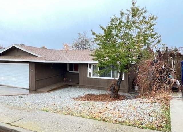 Property at 809 North St, Yreka, CA 96097, 3 beds, 2 baths