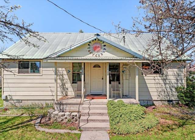 Property at 521 Broadway Avenue Ave, Mccloud, CA 96057, 2 beds, 2 baths