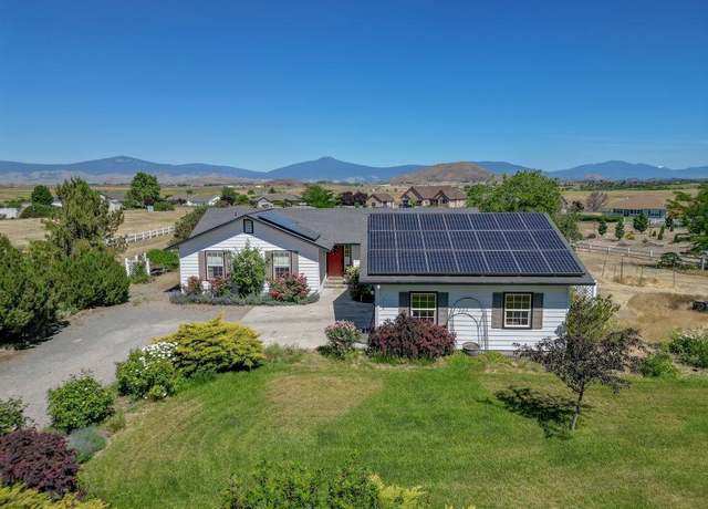 Property at 112 Vardon Ct, Montague, CA 96064, 3 beds, 2.5 baths