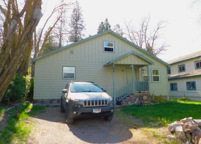 Property at 659 S Weed Blvd, Weed, CA 96094, 4 beds, 2 baths