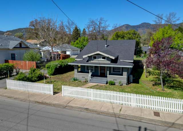 Property at 409 N Oregon St, Yreka, CA 96097, 2 beds, 1 bath