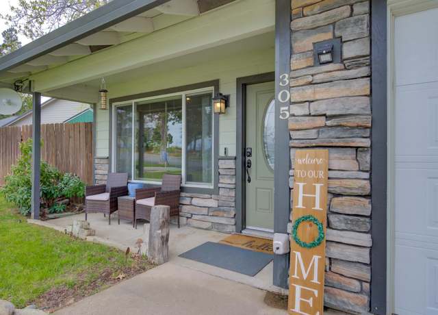 Property at 305 Woodridge Ct, Weed, CA 96094, 3 beds, 2 baths