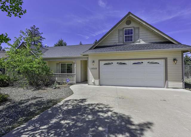 Property at 15315 Sherwood Pl, Weed, CA 96094, 3 beds, 2 baths