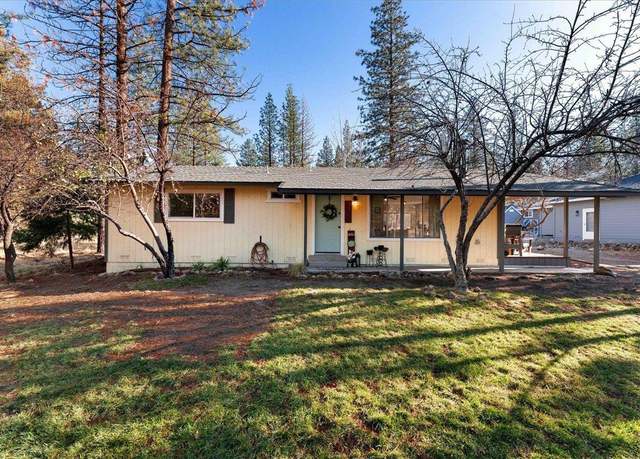 Property at 17220 Douglas Ct, Weed, CA 96094, 2 beds, 2 baths