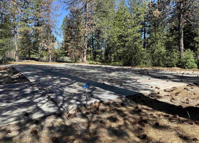 Property at 4719 Summit Dr, Mt Shasta, CA 96067