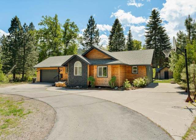 Property at 4113 N Old Stage Rd, Mt Shasta, CA 96067, 3 beds, 2.5 baths