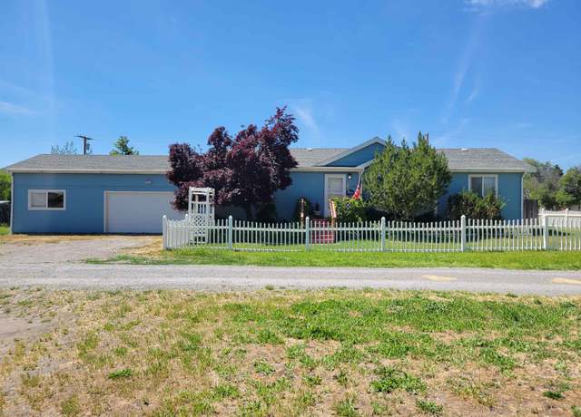 Property at 200 S 7th St, Montague, CA 96064, 3 beds, 2 baths