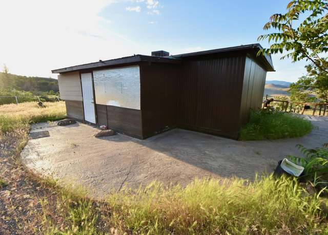 Property at 2735 Antelope Ct, Hornbrook, CA 96044, 2 beds, 2 baths