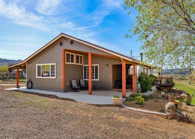 Property at 11725 York Rd, Montague, CA 96064, 3 beds, 2.5 baths
