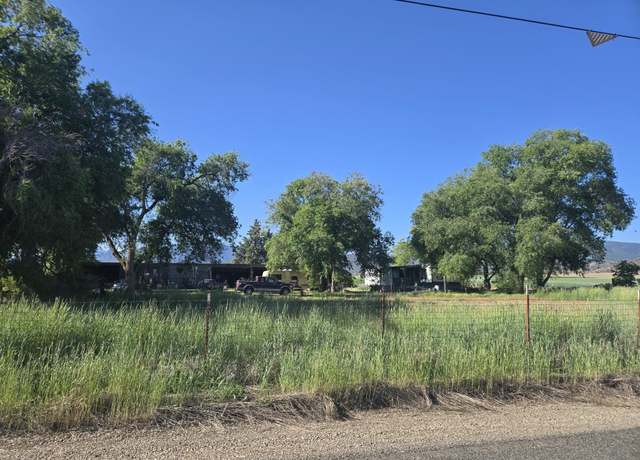 Property at 2016 Timmons Rd, Gazelle, CA 96038, 3 beds, 2 baths
