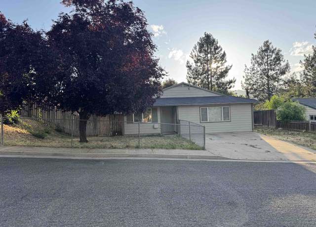 Property at 1335 Flume Ct, Yreka, CA 96097, 4 beds, 2 baths
