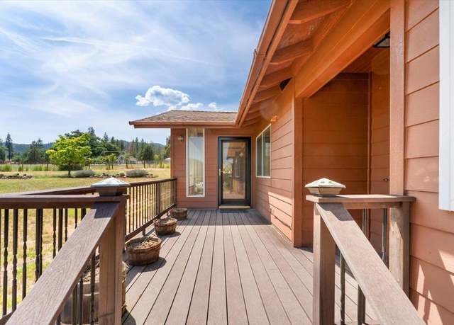 Property at 2602 Eastman Ln, Yreka, CA 96097, 3 beds, 1 bath