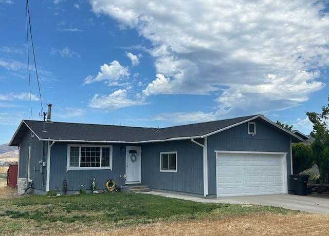 Property at 220 S 15th St, Montague, CA 96064, 3 beds, 2 baths