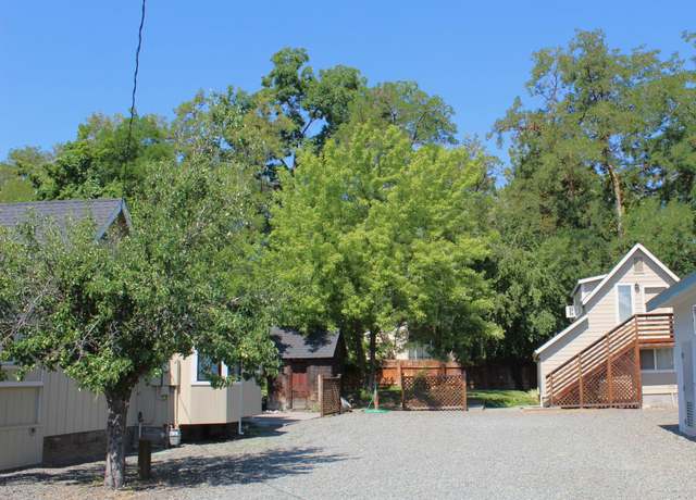 Property at 323 Pine St, Yreka, CA 96097, 3 beds, 2 baths