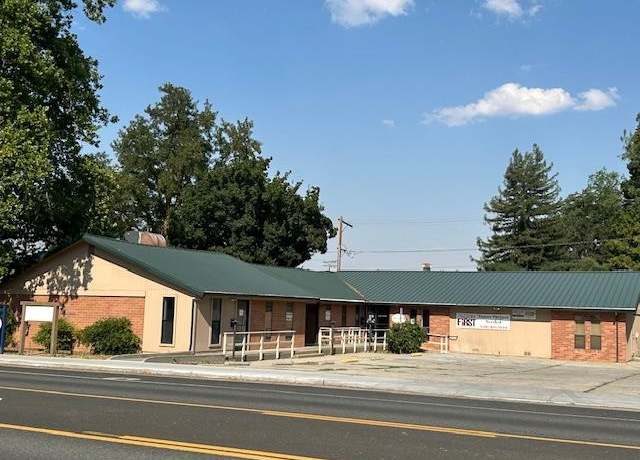 Property at 544 N Main St, Yreka, CA 96097, 6 baths