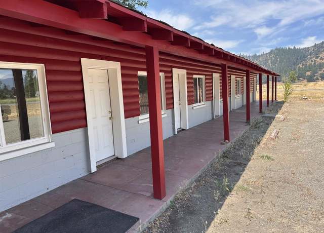 Property at 12425 Main St, Fort Jones, CA 96032, 7 baths