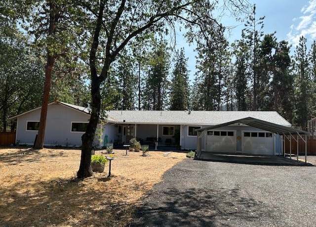 Property at 5616 Woodland Dr, Yreka, CA 96097, 3 beds, 2.5 baths