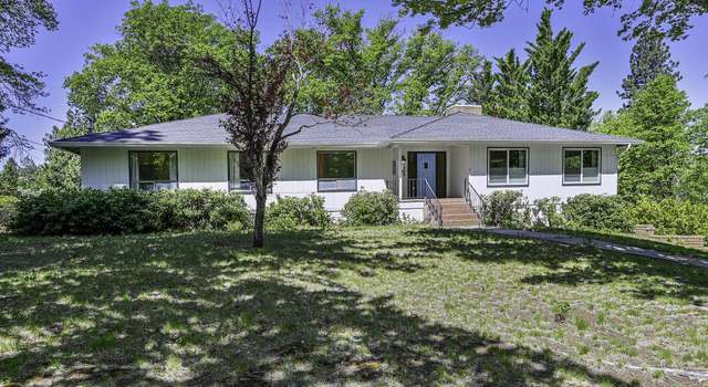 Photo of 505 N Adams Dr, Mount Shasta, CA 96067