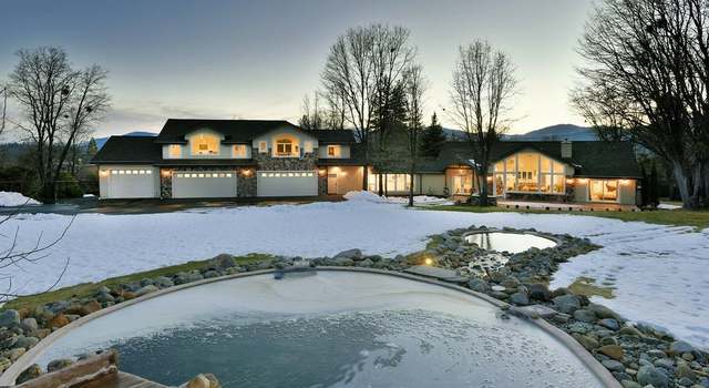 Photo of 1395 Northridge Dr, Mt Shasta, CA 96067