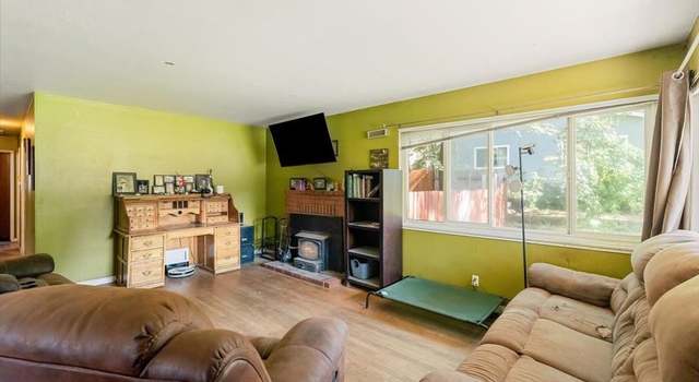 Photo of 809 Ski Bowl Dr, Mt Shasta, CA 96067