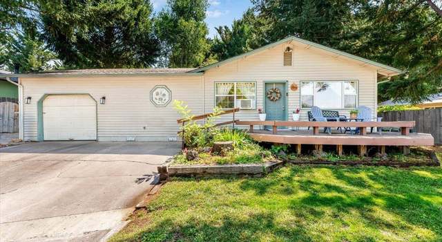 Photo of 622 Kenneth Way, Mt Shasta, CA 96067