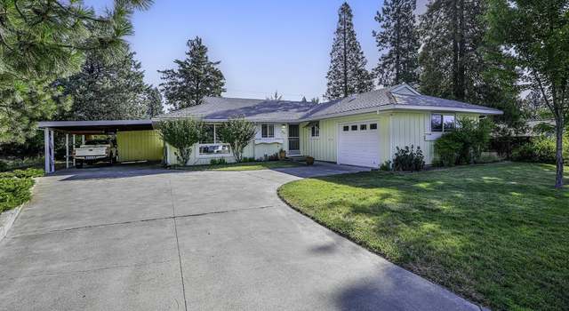 Photo of 818 Oak St, Yreka, CA 96094