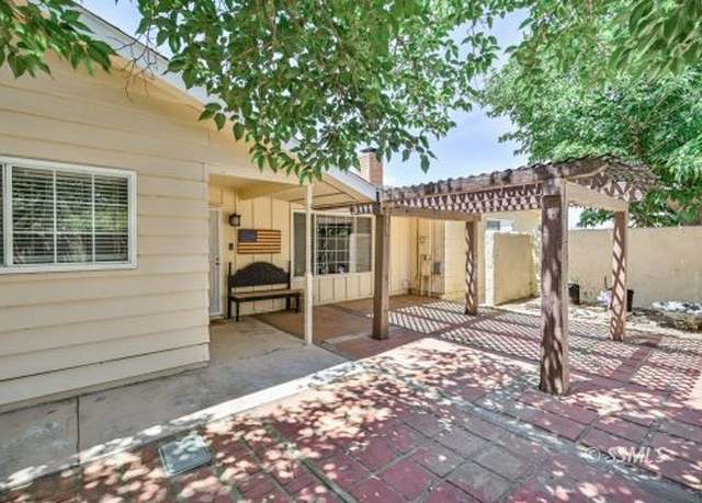 Property at 1407 N Indian Wells St, Ridgecrest, CA 93555, 4 beds, 2.5 baths