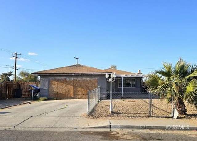 Property at 930 W Franklin Ave, Ridgecrest, CA 93555, 3 beds, 2 baths