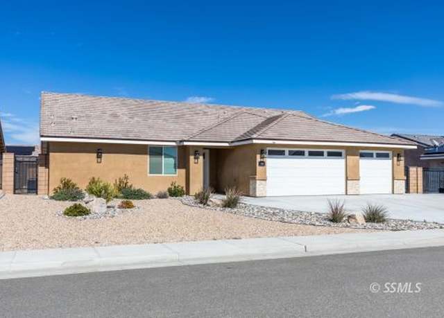 Property at 1118 Marbella Dr, Ridgecrest, CA 93555, 4 beds, 2.5 baths