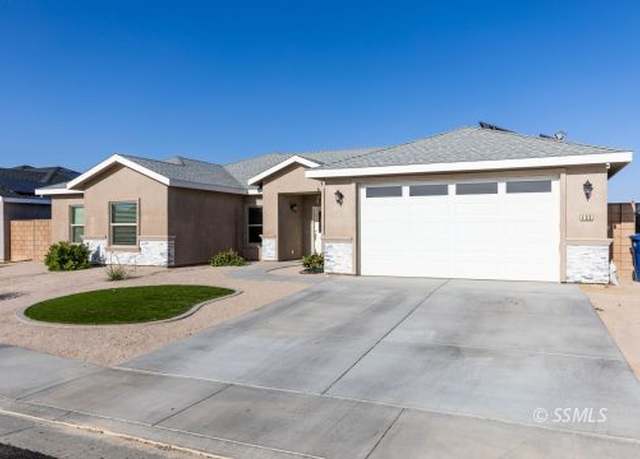 Property at 400 Thomas St, Ridgecrest, CA 93555, 4 beds, 2 baths