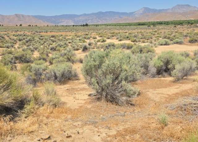 Property at 5575 Vista Grande Dr, Weldon, CA 93283