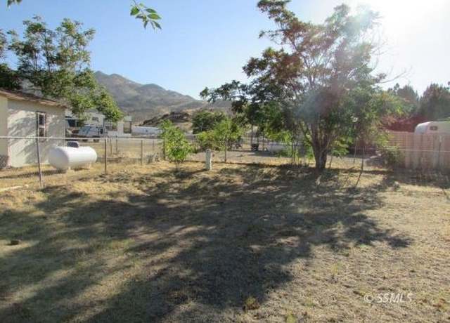 Property at 8408 Dawn Pl, Lake Isabella, CA 93240
