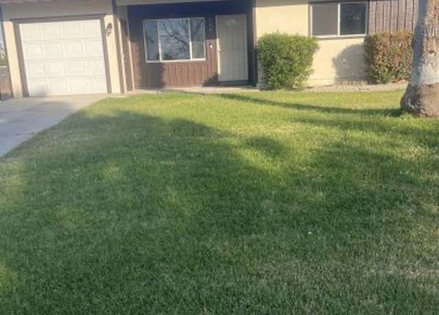 Property at 304 Palm Dr, Ridgecrest, CA 93555, 4 beds, 2 baths