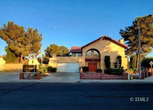 Property at 929 W Vicki Ave, Ridgecrest, CA 93555, 4 beds, 4 baths