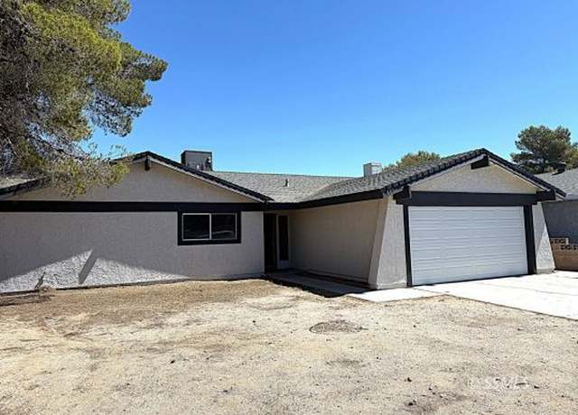 Property at 800 Kinnet Ave, Ridgecrest, CA 93555, 4 beds, 2 baths