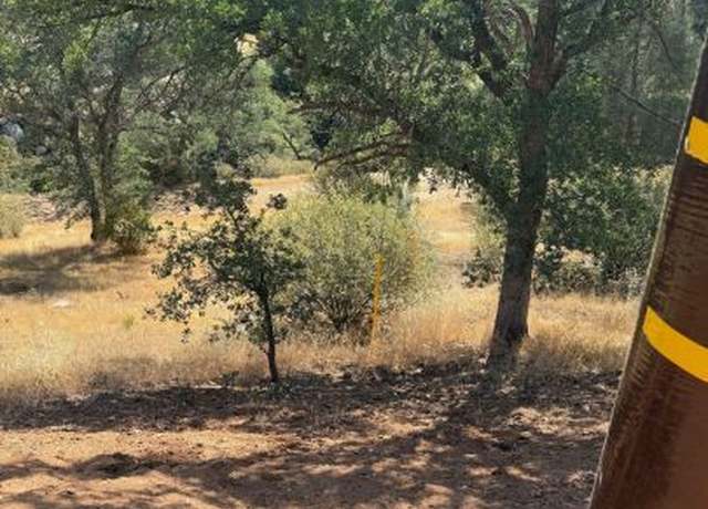 Property at 1757 Sierra Vista Dr, Wofford Heights, CA 93285