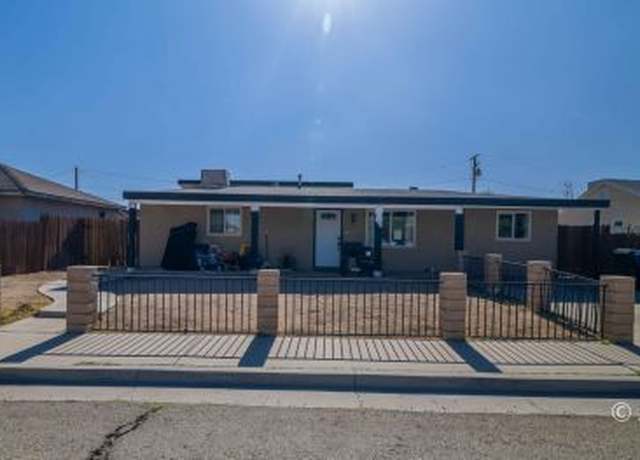 Property at 233 N Fairview St, Ridgecrest, CA 93555, 4 beds, 3 baths