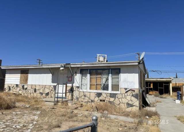Property at 321 N Norma St, Ridgecrest, CA 93555, 3 beds, 1 bath