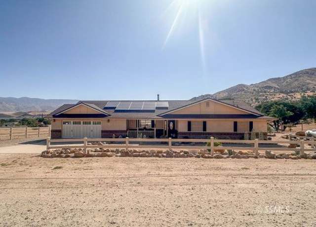 Property at 3722 Flicker Road Rd, Lake Isabella, CA 93240, 3 beds, 2.5 baths