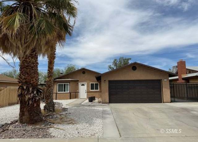 Property at 317 Valley St, Ridgecrest, CA 93555, 3 beds, 2 baths
