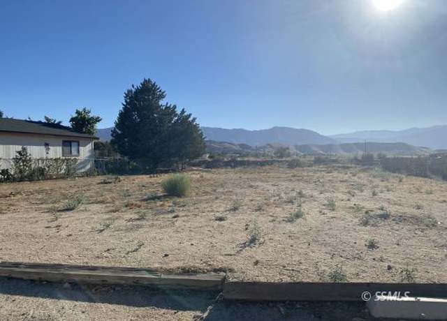 Property at 9003 Apache Dr, Weldon, CA 93283
